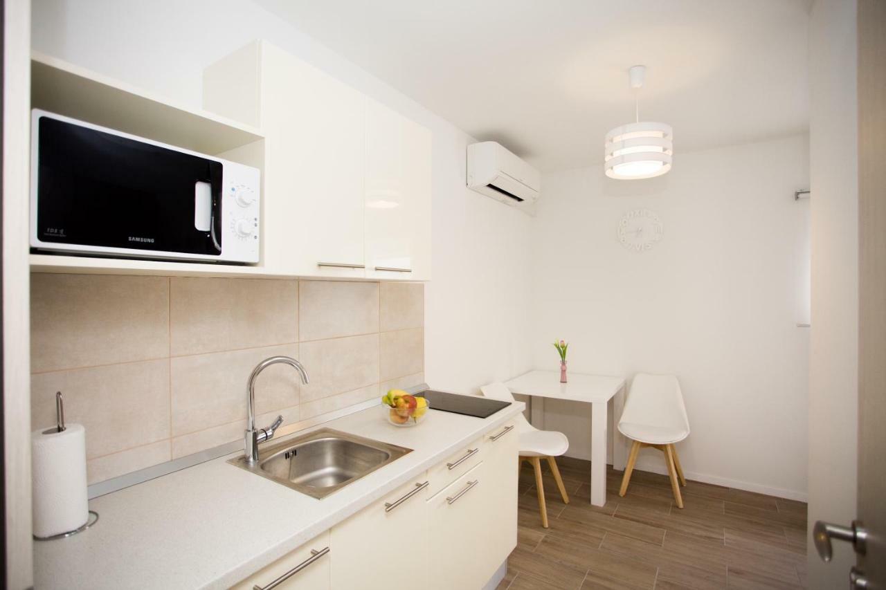 Apartment Bilo Omiš Exteriör bild
